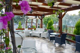 Melrose House Hotel