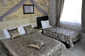 Melrose House Hotel