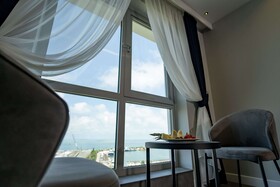 Newarise Hotel