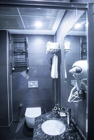 Arad Otel