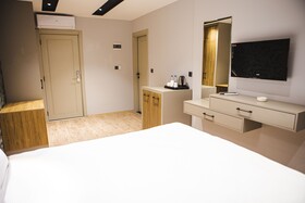 Arad Otel