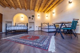 Astarte Hotel