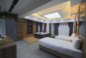 Karaca Otel