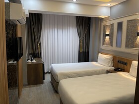 Karaca Otel