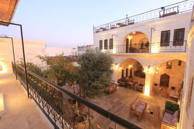 Nahrin Hotel & Art