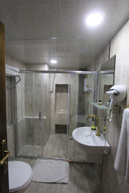 Nahrin Hotel & Art