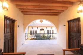 Nahrin Hotel & Art