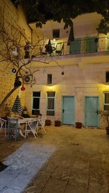 Petra Hotel & Coffee House
