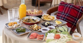 Petra Hotel & Coffee House
