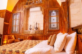 Reji Boutique Hotel