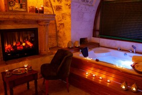 Reji Boutique Hotel
