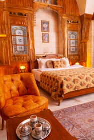 Reji Boutique Hotel