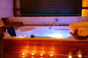 Reji Boutique Hotel