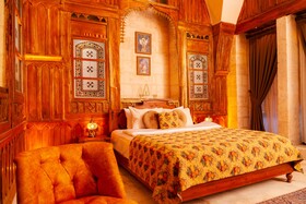 Reji Boutique Hotel