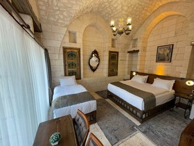 Tessera Hotel
