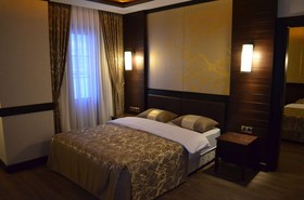 White Park Hotel