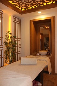 White Park Hotel