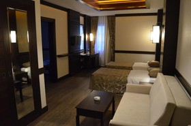 White Park Hotel