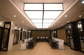 White Park Hotel