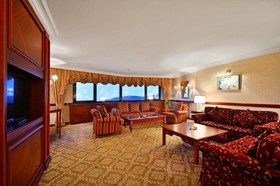 Karinna Hotel Convention & Spa