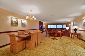 Karinna Hotel Convention & Spa