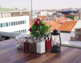 Blaundus Otel