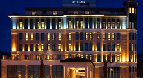 DoubleTree by Hilton Hotel Van