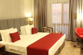Ramada by Wyndham Van