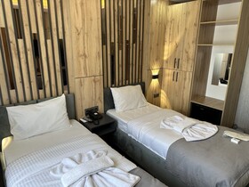 World Say Hotel