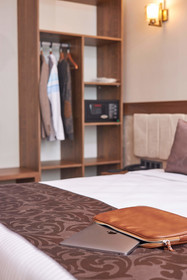 Operla Airport Hotels, Trademark Collection by Wyndham