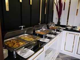 Operla Airport Hotels, Trademark Collection by Wyndham