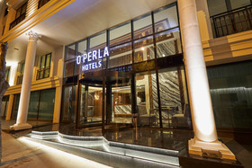 Operla Airport Hotels, Trademark Collection by Wyndham