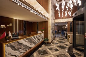 Operla Airport Hotels, Trademark Collection by Wyndham