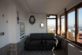 Blue Tuana Hotel
