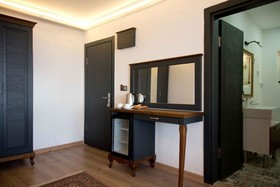 Blue Tuana Hotel