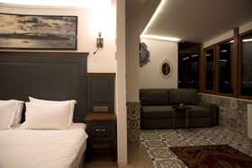 Blue Tuana Hotel
