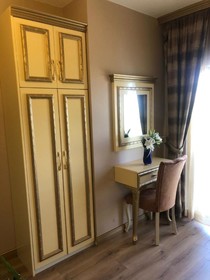 Golden Hill Hotel Downtown