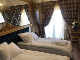 Golden Hill Hotel Downtown