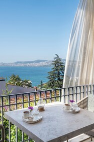 Hillora Hotel