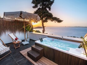 Hillora Hotel