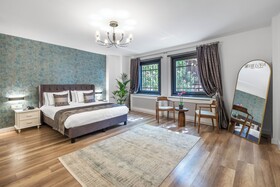Hillora Hotel