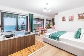 Hillora Hotel