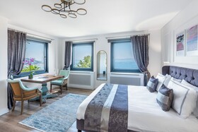Hillora Hotel