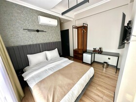 Lenora Airport Hotel