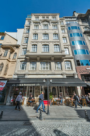 Alpek Hotel