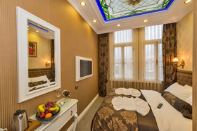 Alpek Hotel