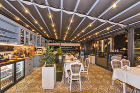 Alpek Hotel