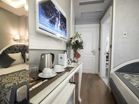 Antusa Palace Hotel & Spa