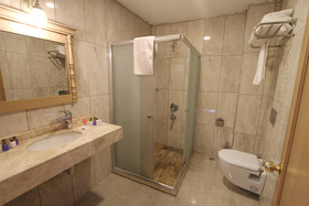 Apple Tree Hotel