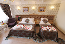 Apple Tree Hotel